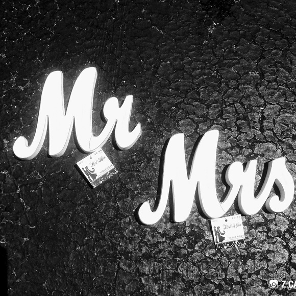 Hobby Lobby Other - 💙2/$10 SALE! Mr & Mrs Table Pcs/Plaques Accents